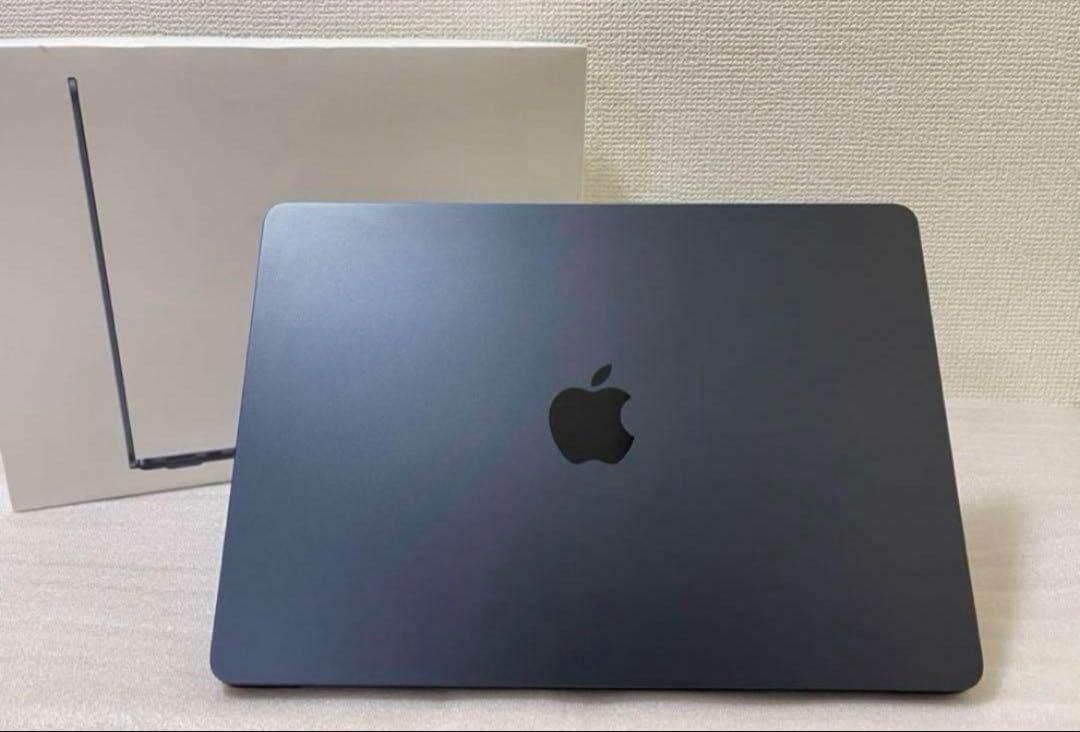 Apple MacBook （M2）スペースグレー 本体