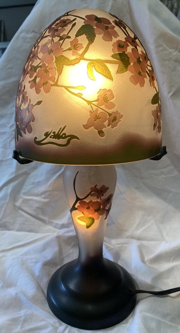エミールガレ　レプリカ　Emile Galle 風　卓上照明　ナイトスタンド