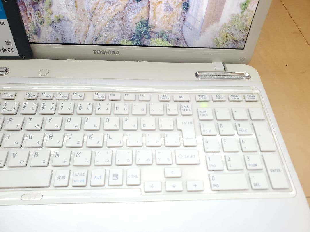 超高速東芝/Corei7/SSD240GB/メモリー16GB/オフィス2021