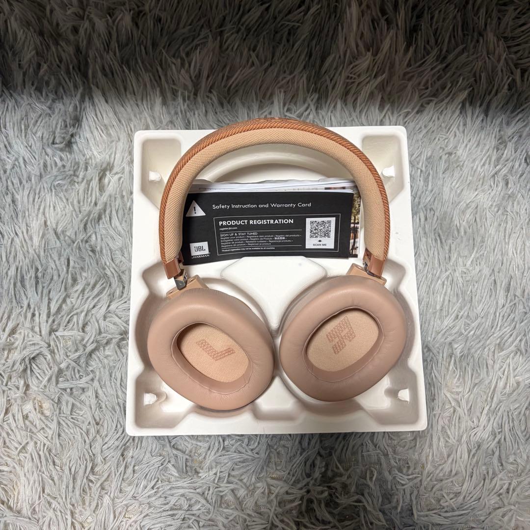 新品同様　JBL LIVE 770 NC ワイヤレスヘッドホン