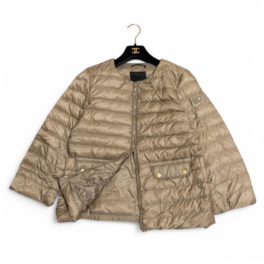 スマイル様タトラス ノーカラーダウンジャケット ライトブラウン 03