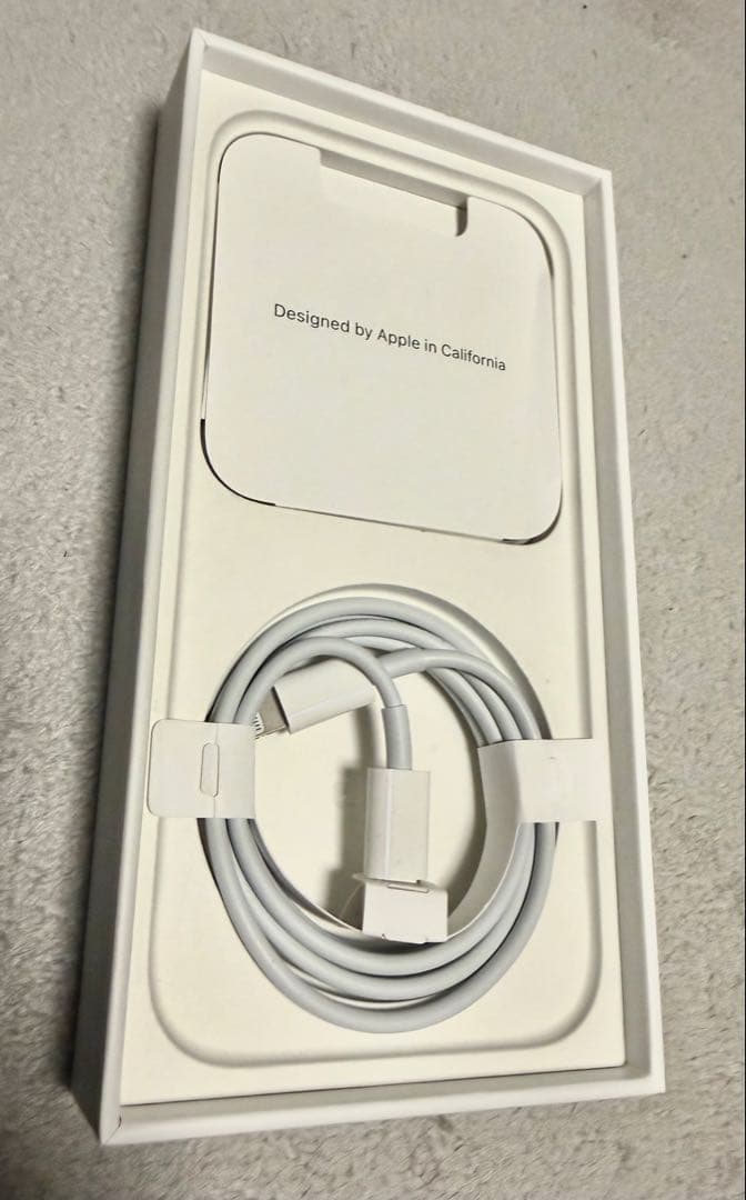 【美品】iPhone 14 Pro 1TB ブラック