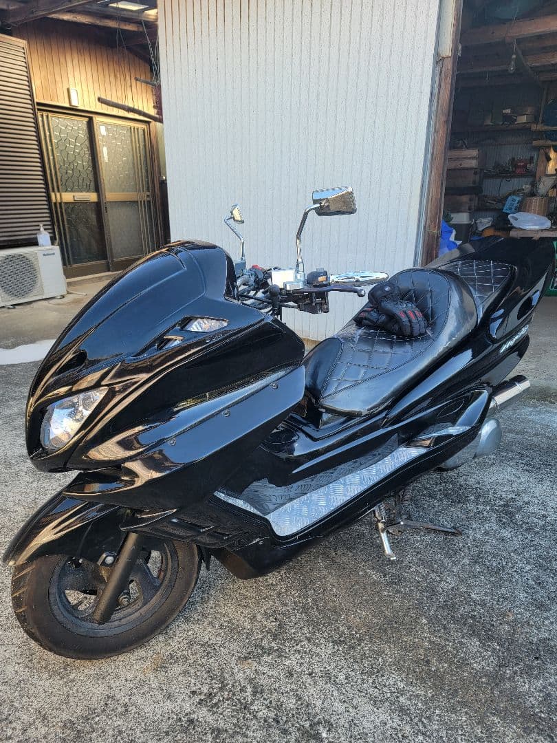 ヤマハマジェスティ250Cの出品です、