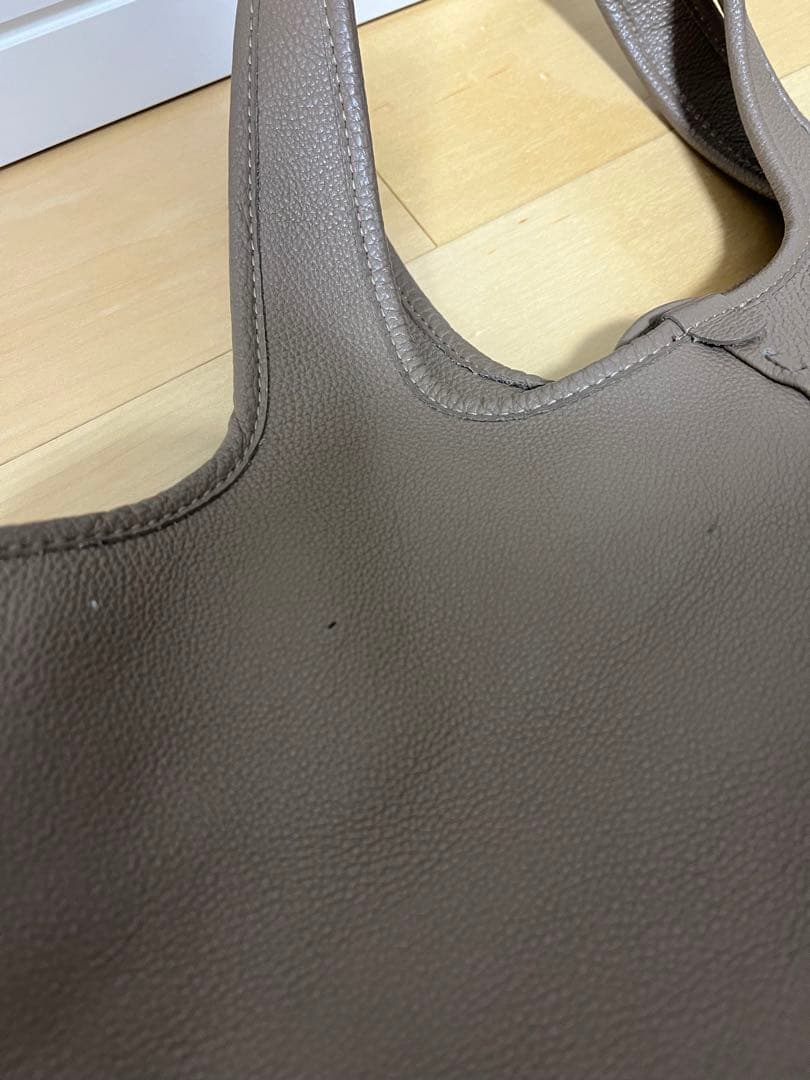 Magnu マヌー トートバッグ 大容量 グレー 革 レザー