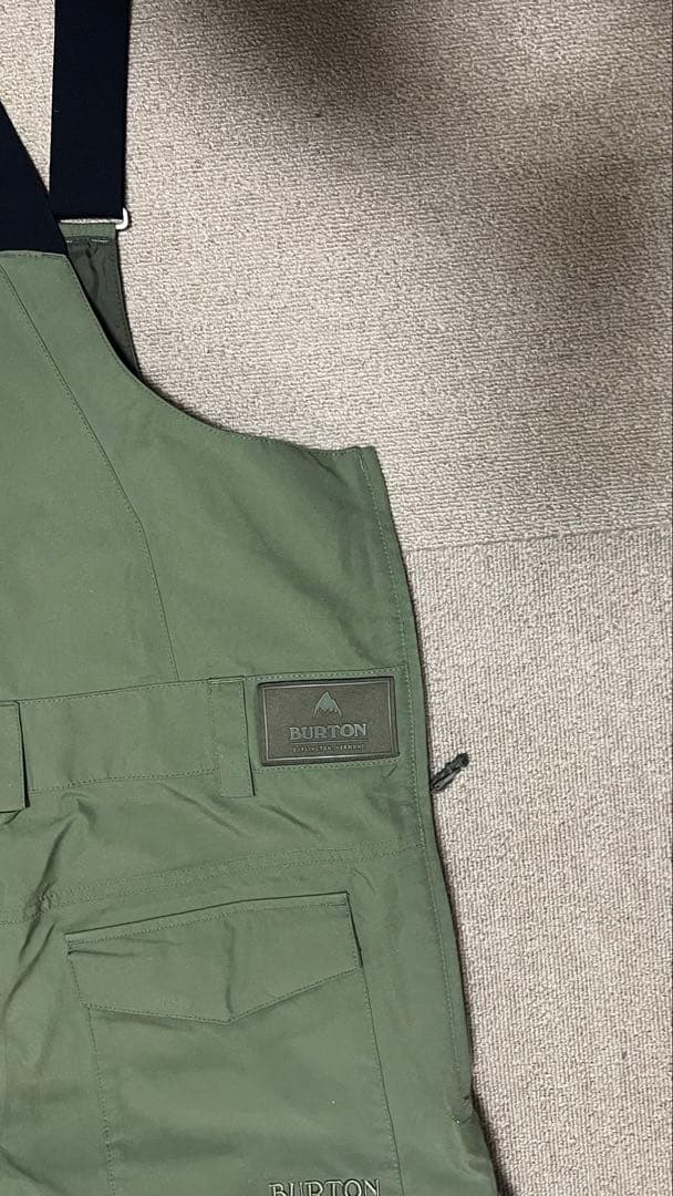 【kai】BURTON GORE-TEX ビブパンツ Mサイズ