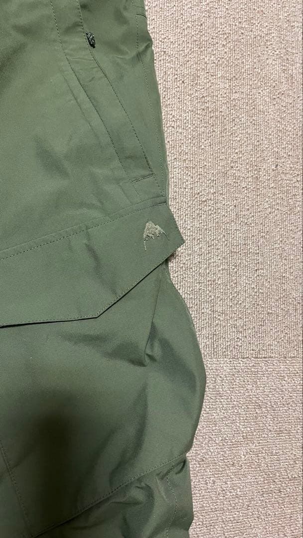 【kai】BURTON GORE-TEX ビブパンツ Mサイズ