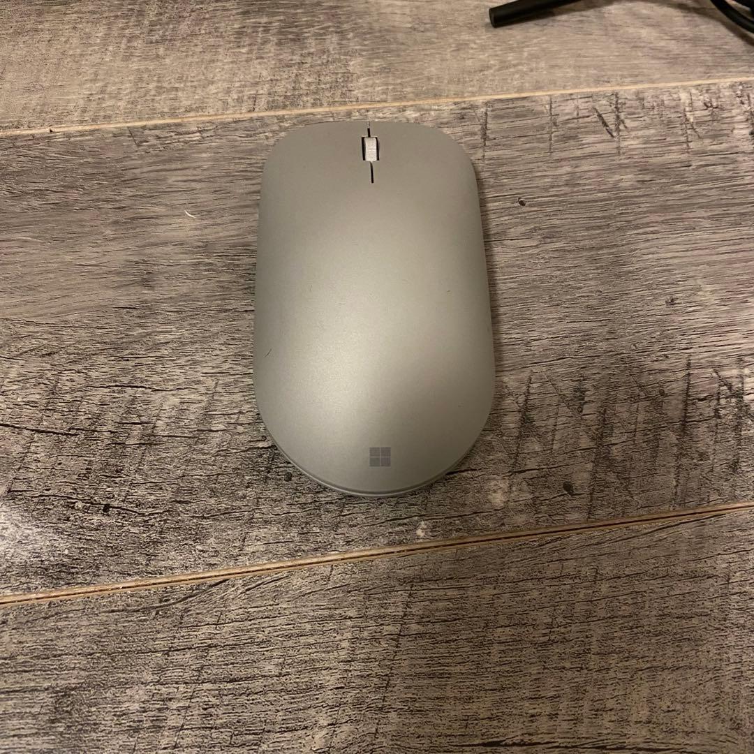 Windowsタブレット本体 Microsoft Surface Pro 5 256GB Model 1796