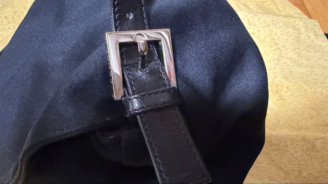 美品フェンディ　マンマバケット　コットンジャージー　ショルダーバッグブラック　黒