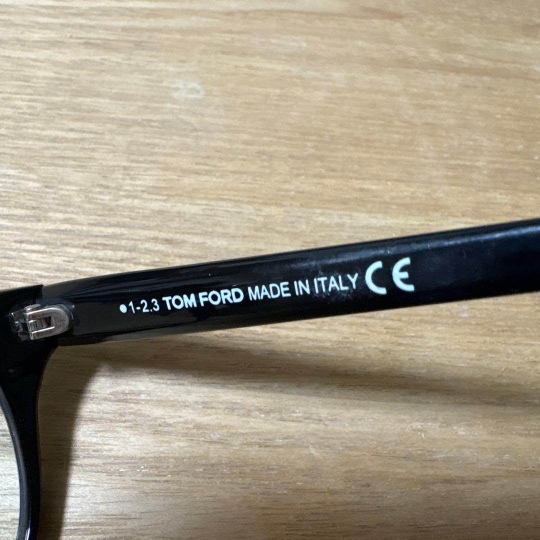 TOM FORD トムフォード　メガネTF4240 001