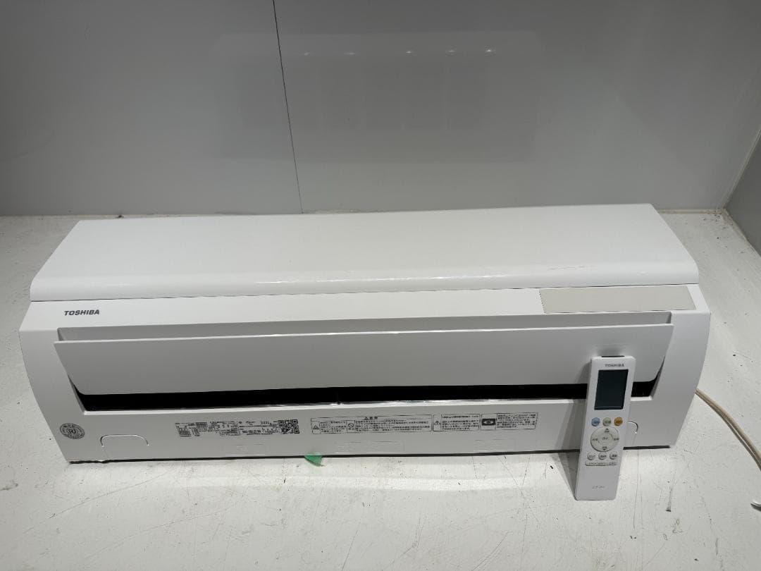 227　TOSHIBA　2023年製エアコン　10～12畳用