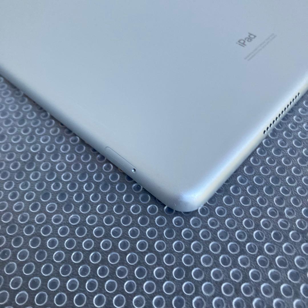 825【早い者勝ち】外観比較的美品☆iPad7第7世代32GB SIMフリー☆