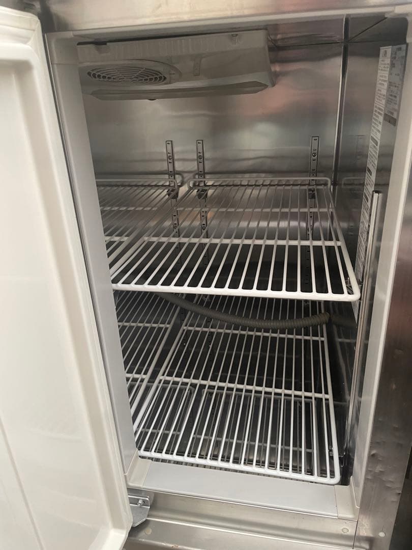 2018年製ホシザキ冷蔵庫縦型　HR-90Z3