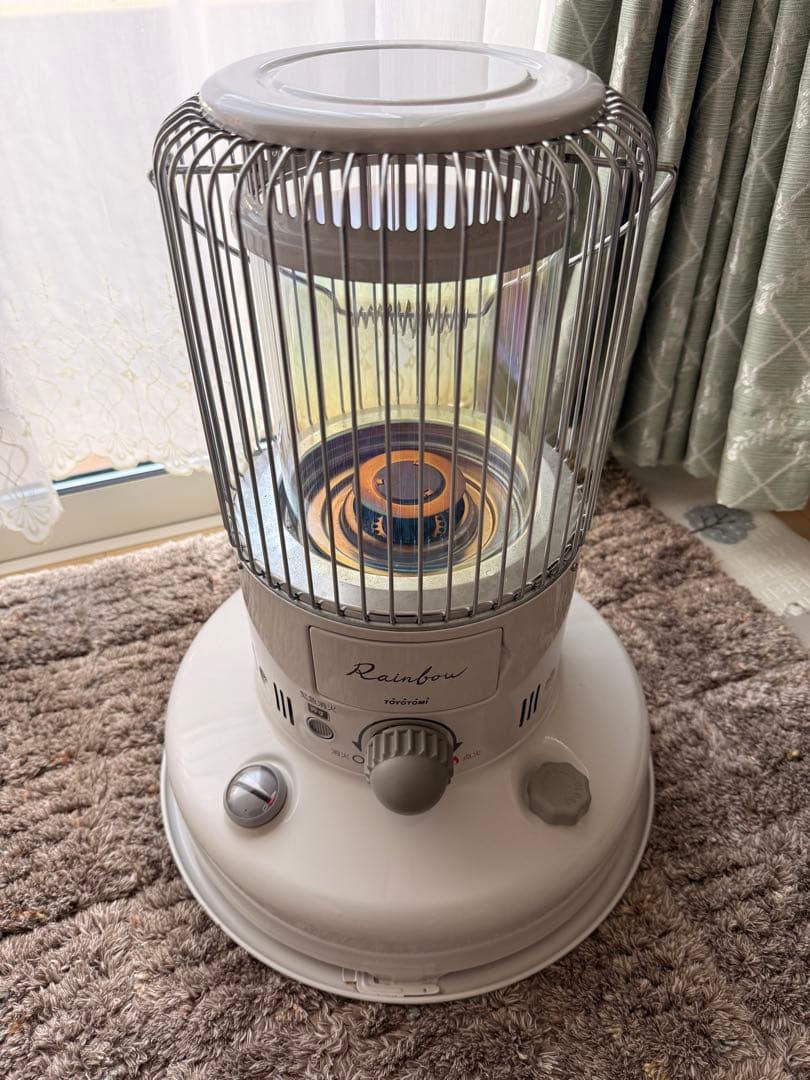 トヨトミ レインボー 石油ストーブ