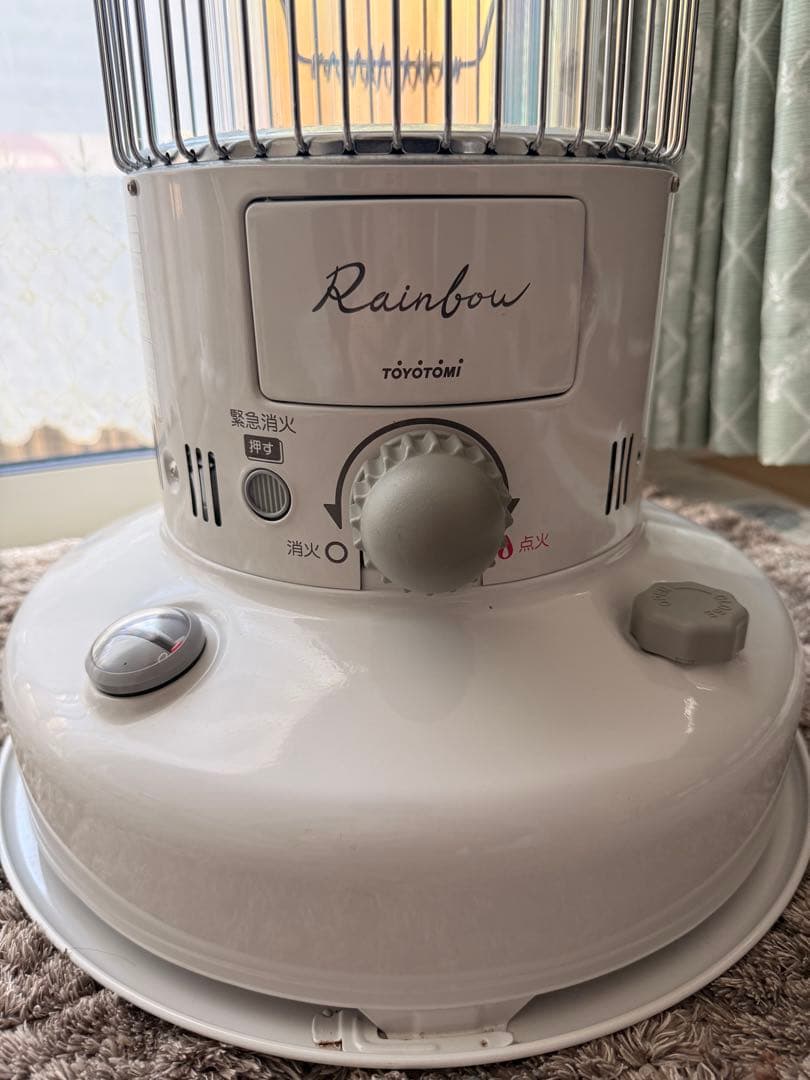 トヨトミ レインボー 石油ストーブ