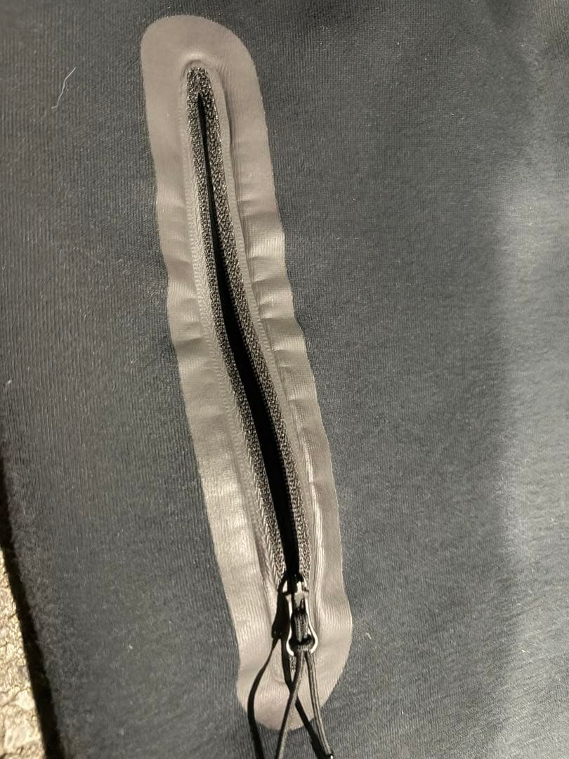 地*田様 NIKEテックフリース‼️早い者勝ち‼️Ｓサイズ‼️ 赤タグ