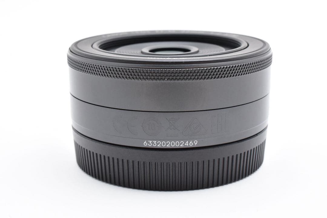 【極美品】 キヤノン Canon EF-M 22mm F2 STM ブラック
