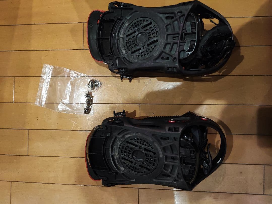 flux DM スノーボードビンディング ブラック/レッド