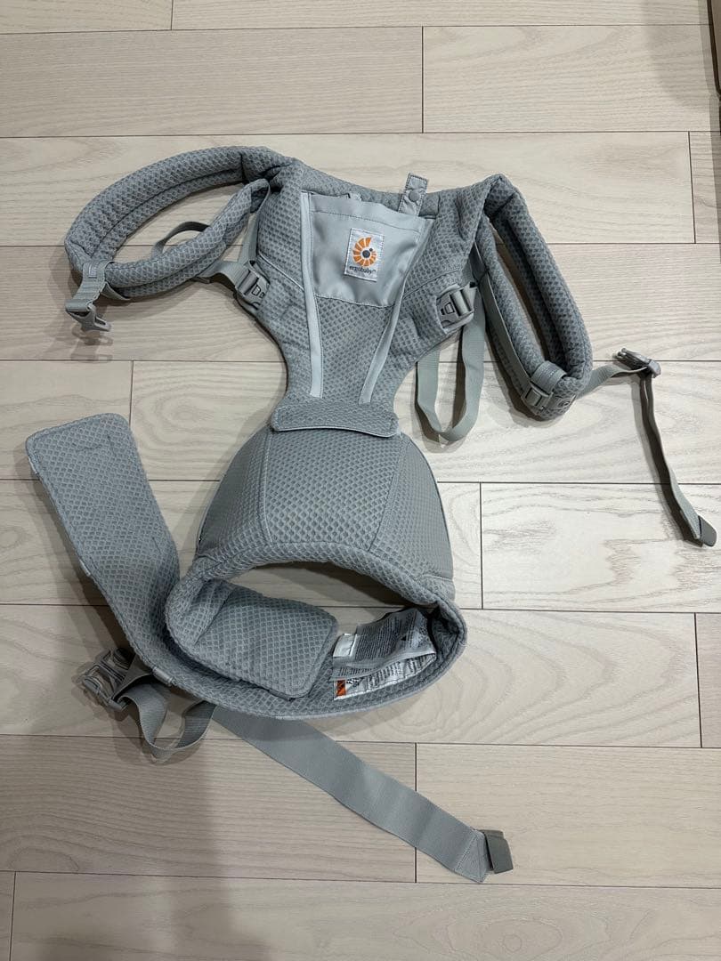 【美品】　エルゴAlta 抱っこ紐　パールグレー