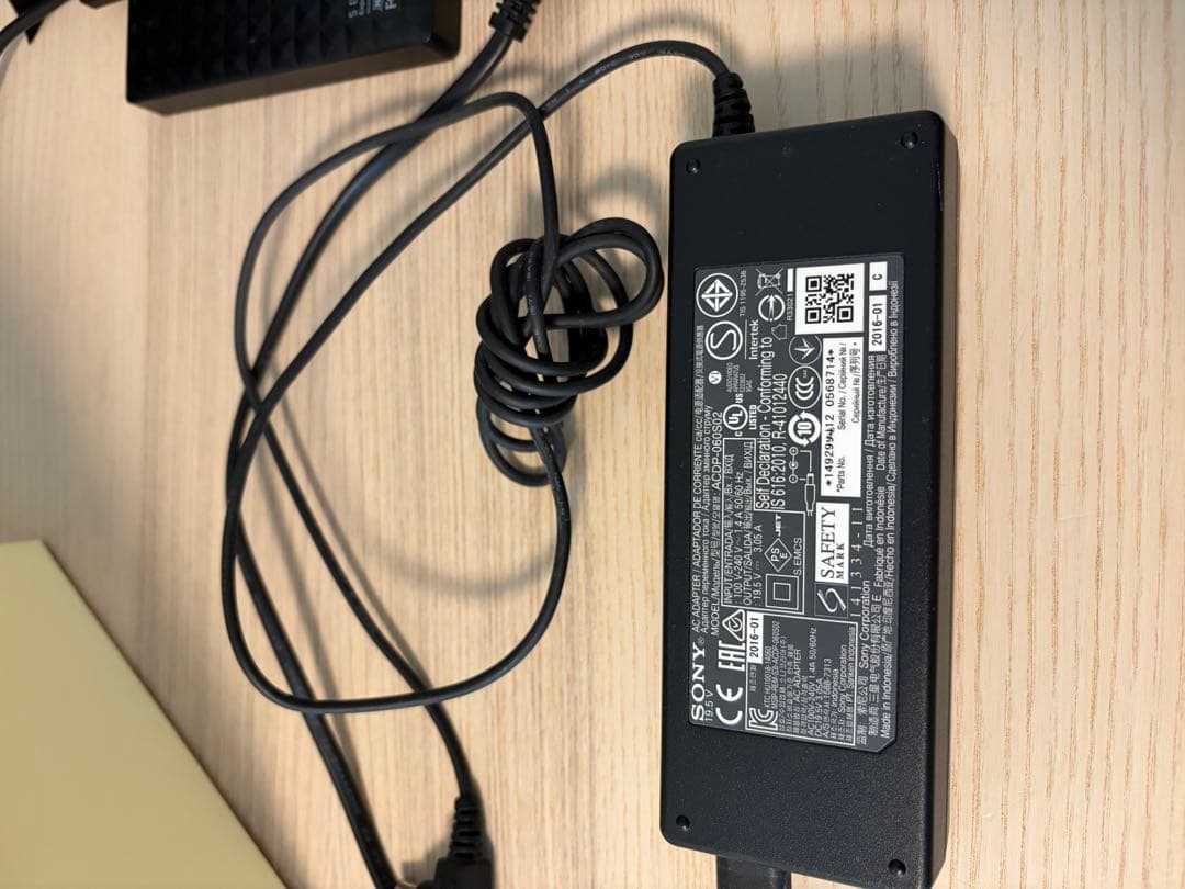 SONY 液晶テレビ スリムデザイン