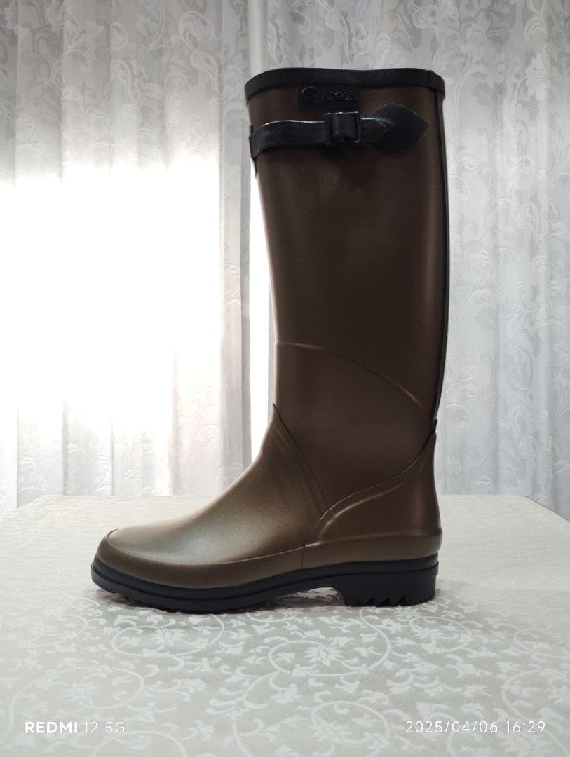 未使用　AIGLE　レインブーツ　ブロンズ色