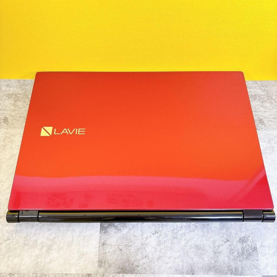 キレイな赤❣新品SSDで快適✨ブルーレイ カメラ付き Windows11仕事趣味