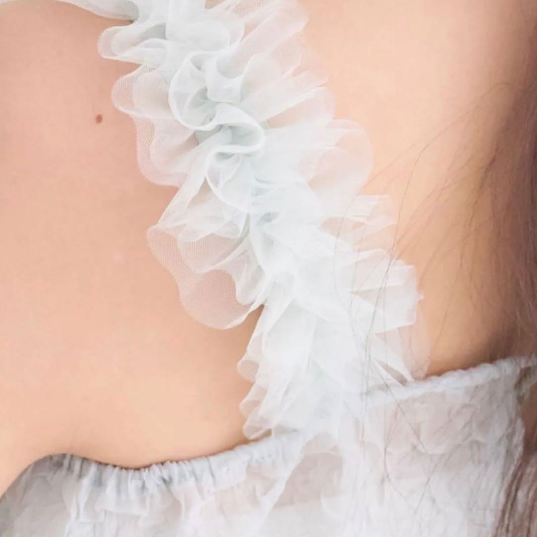 新品muguet fairly tulle pepulum blouseぺプラム