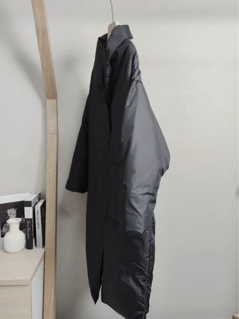 mizuiro ind（ミズイロインド）ドレープダウンコート