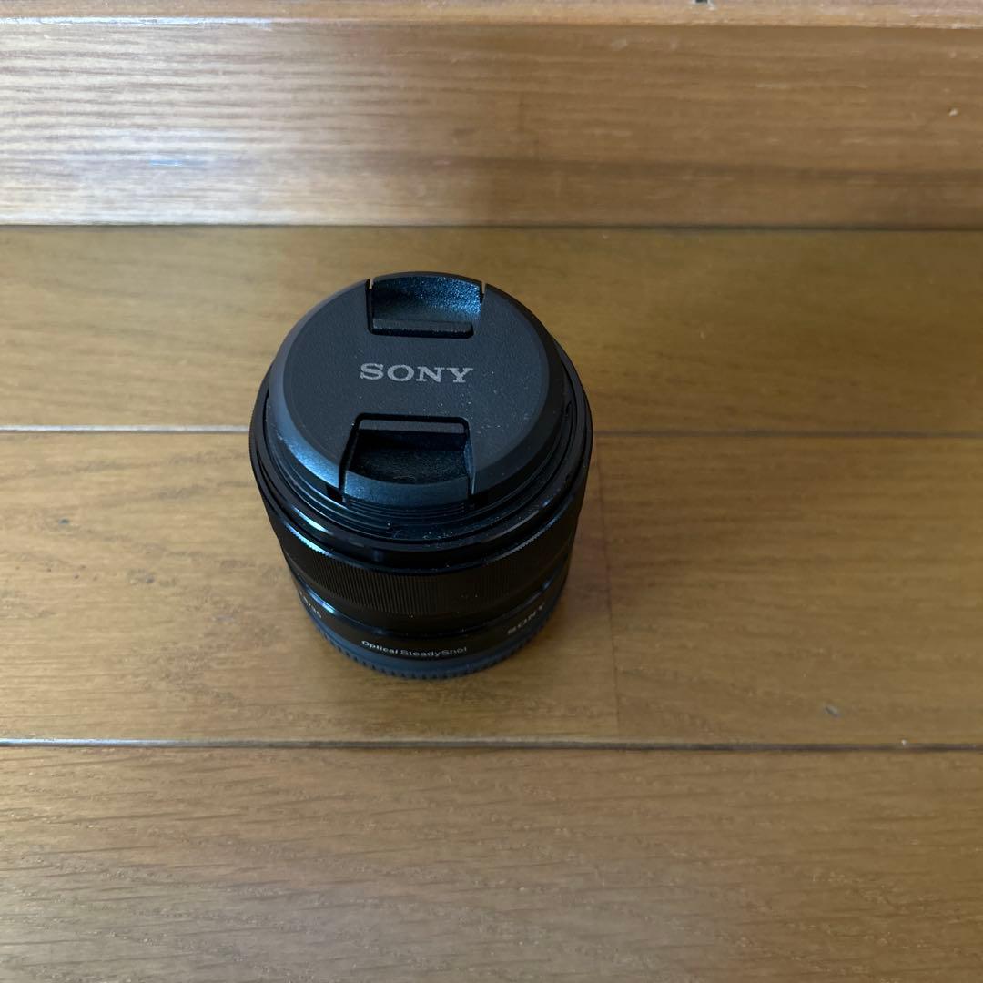 SONY 一眼レフAPS-C用　SEL35F18