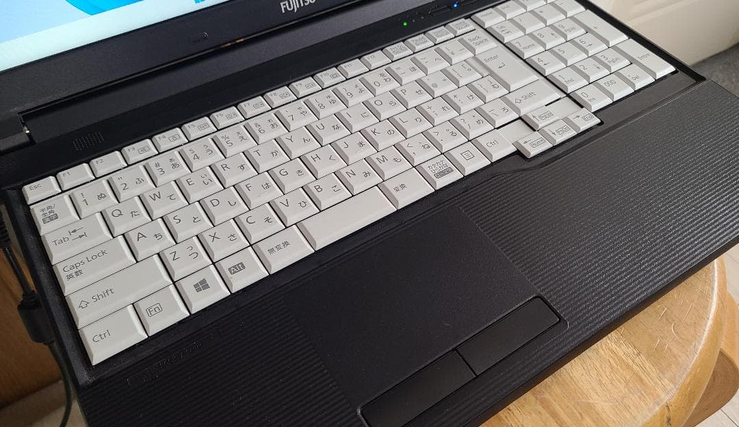 富士通 LIFEBOOK A576/P Win11 i5/8G/SSD256GB