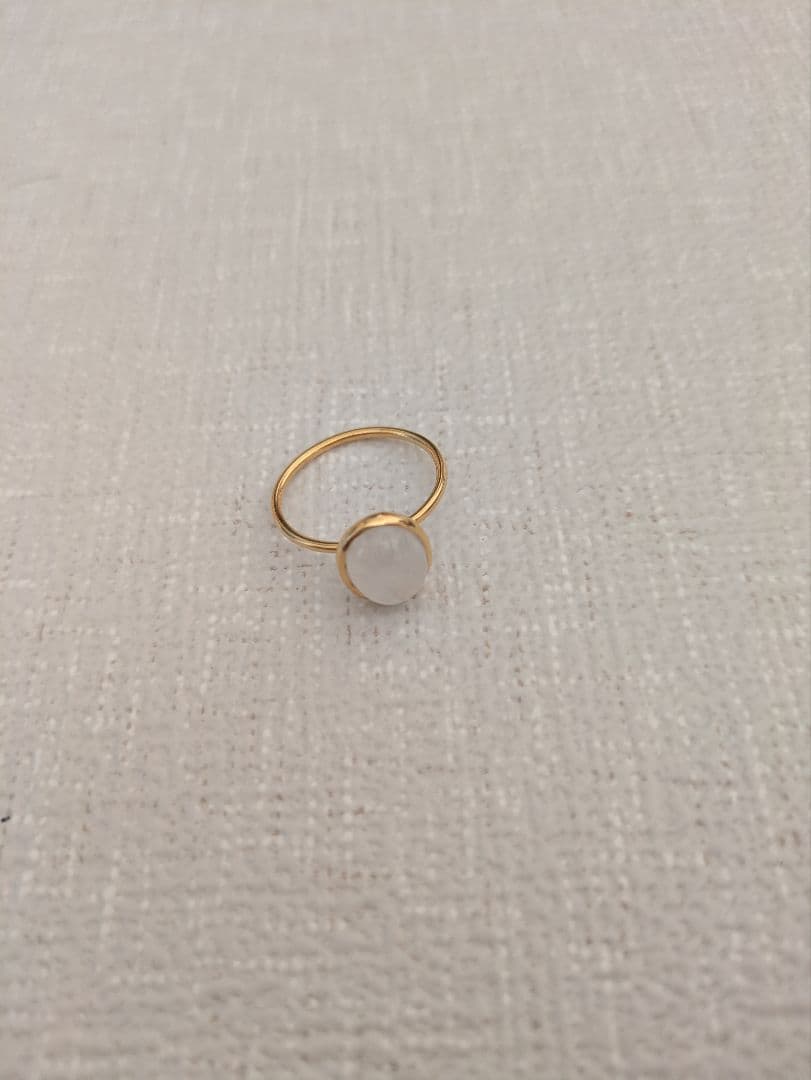 artida oud[eden] カボション レインボームーンストーン リング