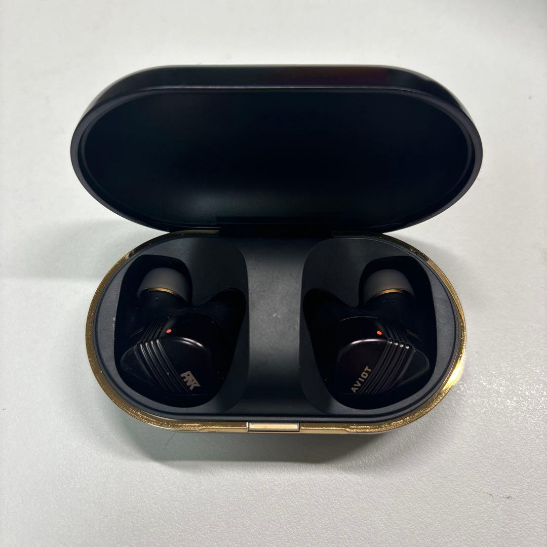 AVIOT ピヤホン8
