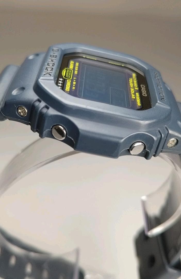 CASIO G-SHOCK GW-M5610NV-2JF 電波ソーラー デジタル