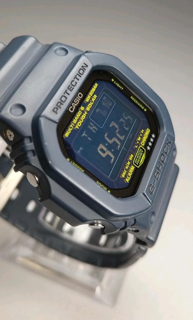CASIO G-SHOCK GW-M5610NV-2JF 電波ソーラー デジタル