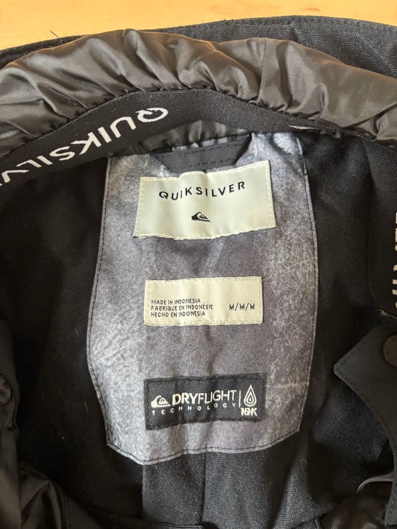 スノーボードウェアセット　QUIKSILVER