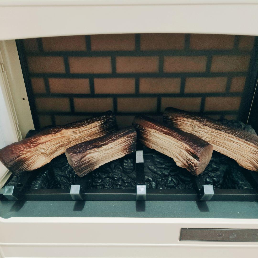 ホワイト 電気ストーブ 暖炉風デザイン