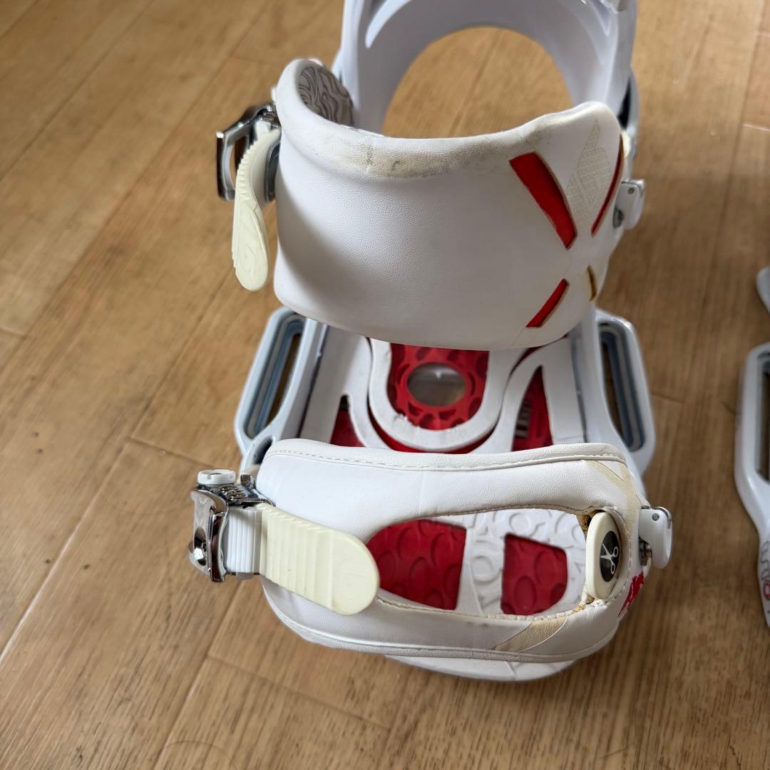 良品！ BURTON バートン CO2 EST Mサイズ ICS M5 タイプ