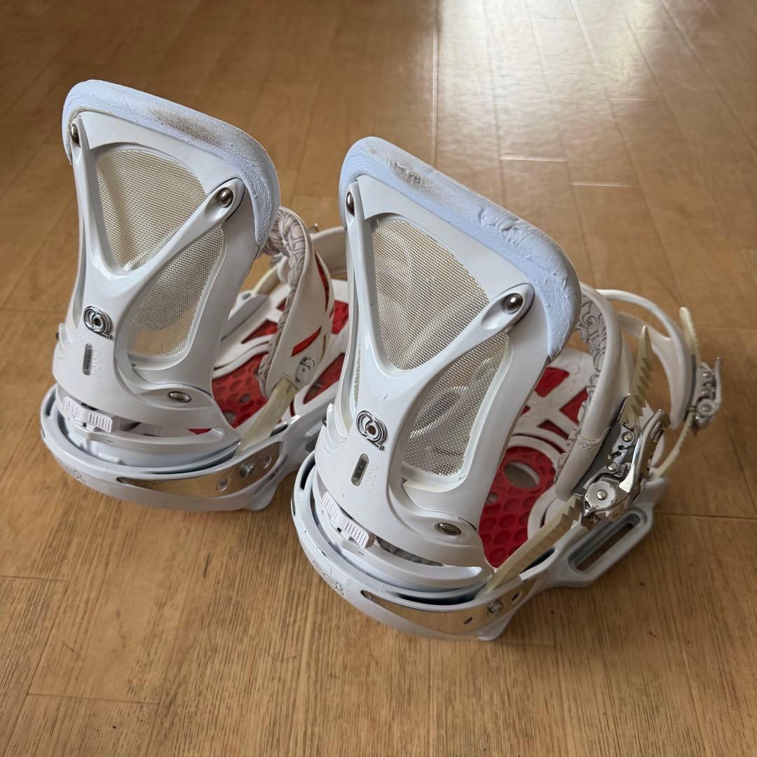 良品！ BURTON バートン CO2 EST Mサイズ ICS M5 タイプ