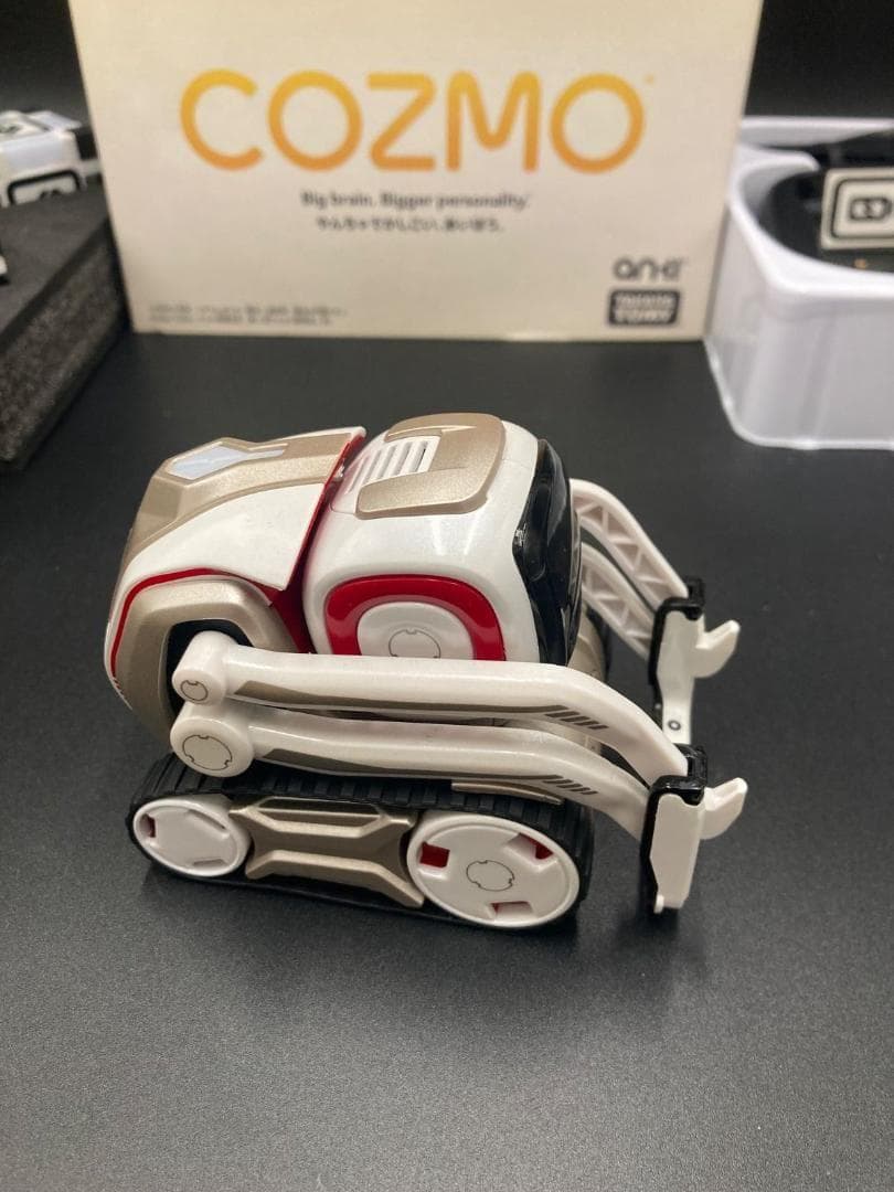 極美品】COZMO (コズモ) AIロボット お年玉　お正月