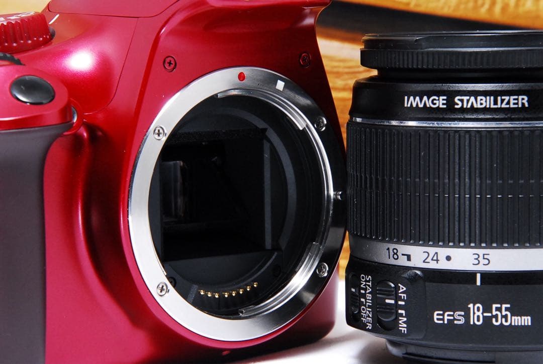一眼レフ キャノン kiss x50 Canon レッド 赤 スマホ転送