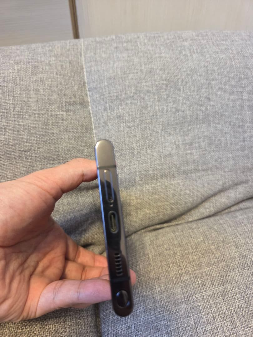 Galaxy S22 Ultra 256GB ドコモ版 黒（箱あり・美品）