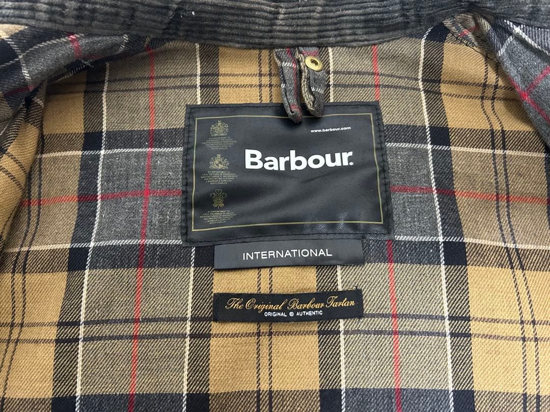 BARBOUR インターナショナル　ベルト付き