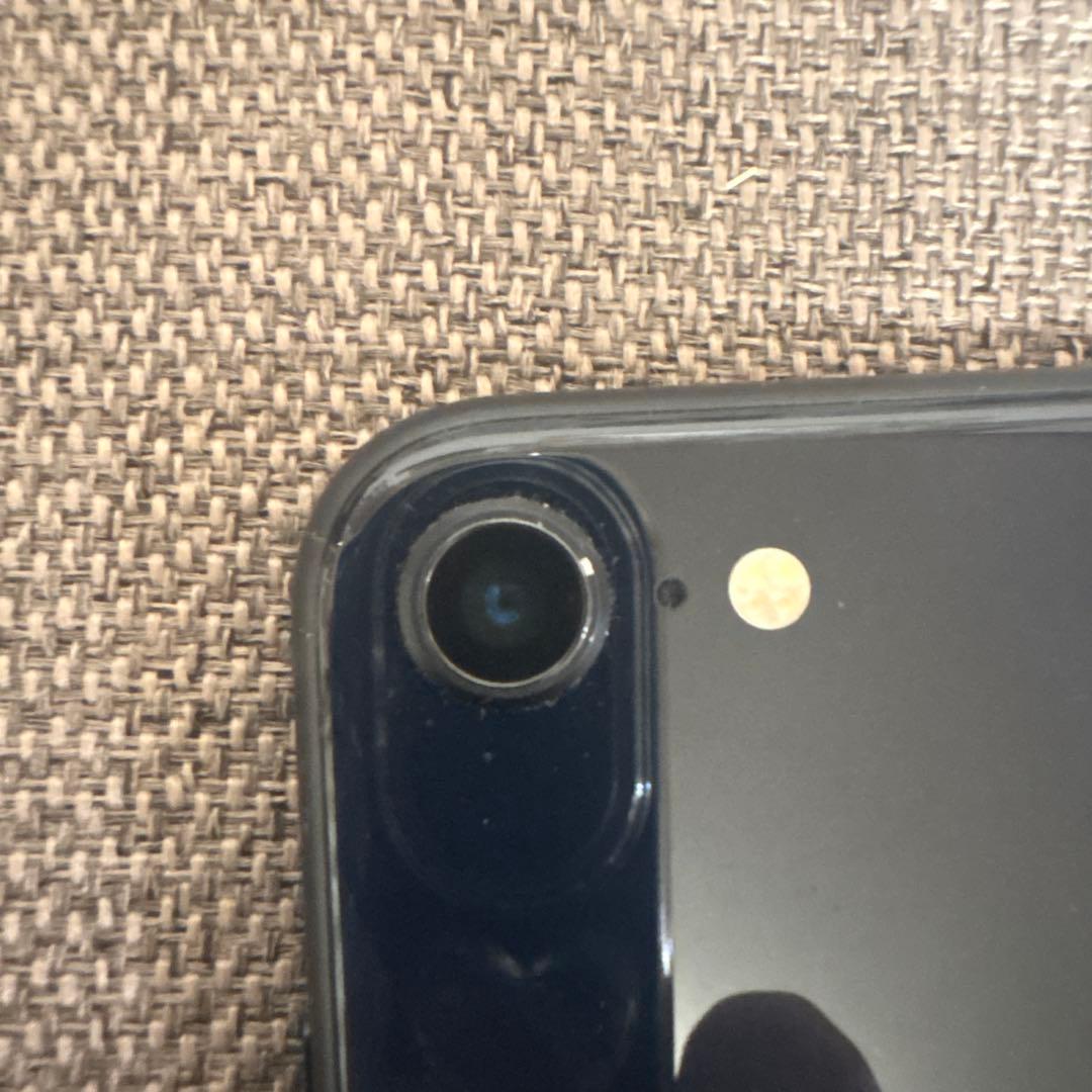 iPhone SE 第3世代64GB 77% SE3 スマホ　本体　ミッドナイト