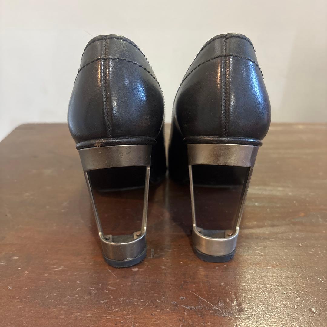 DIRK BIKKEMBERGS ブラックパンプス