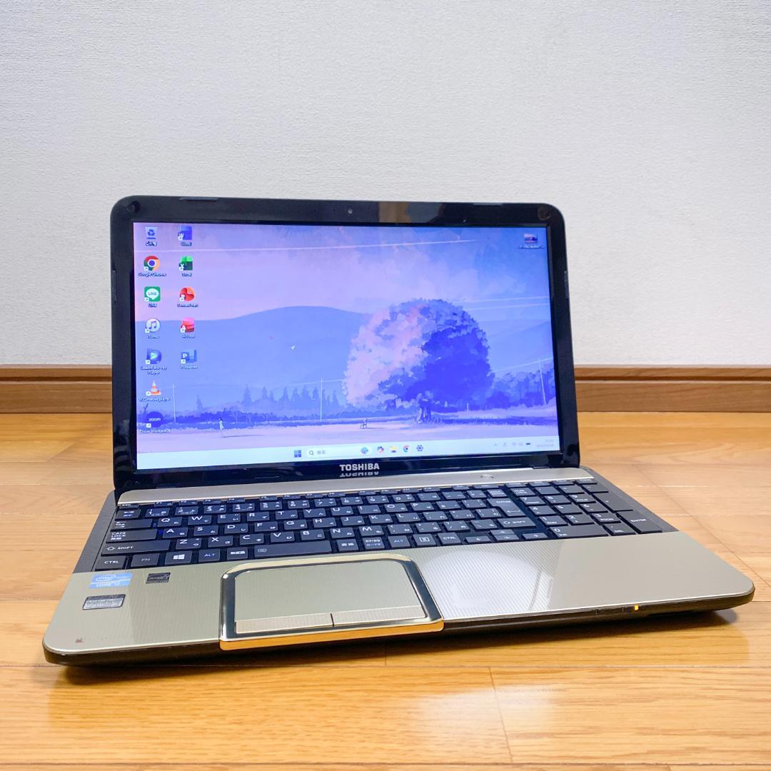 P6inpgrge✨オフィス2021✨4コアi7 SSD256 メモリ8