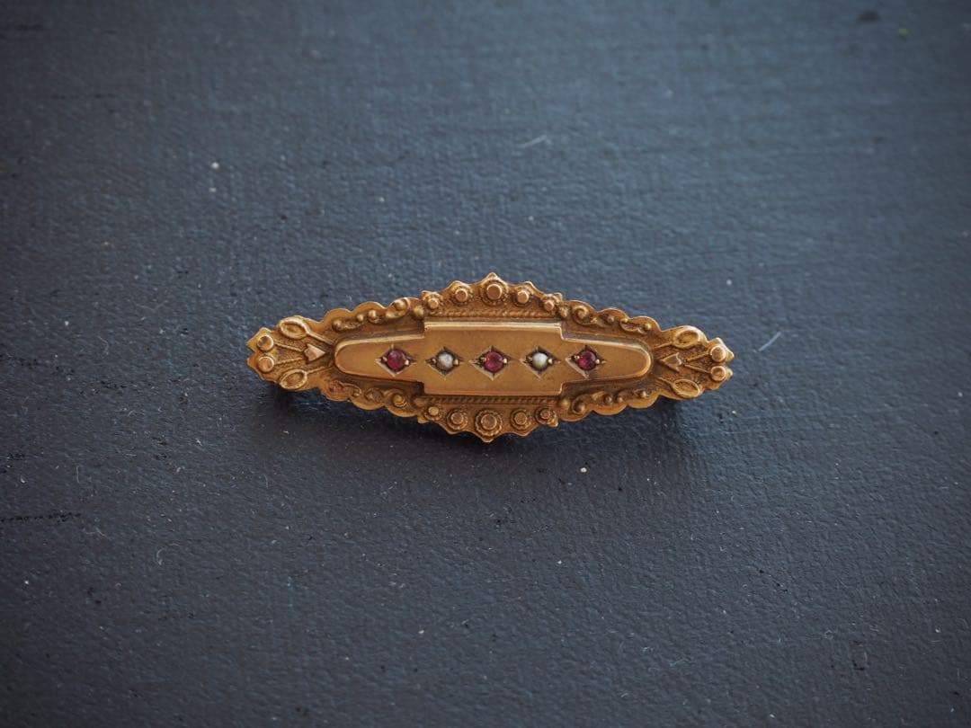1880-90頃 ヴィクトリア朝 9金 刻印あり アンティークブローチ イギリス