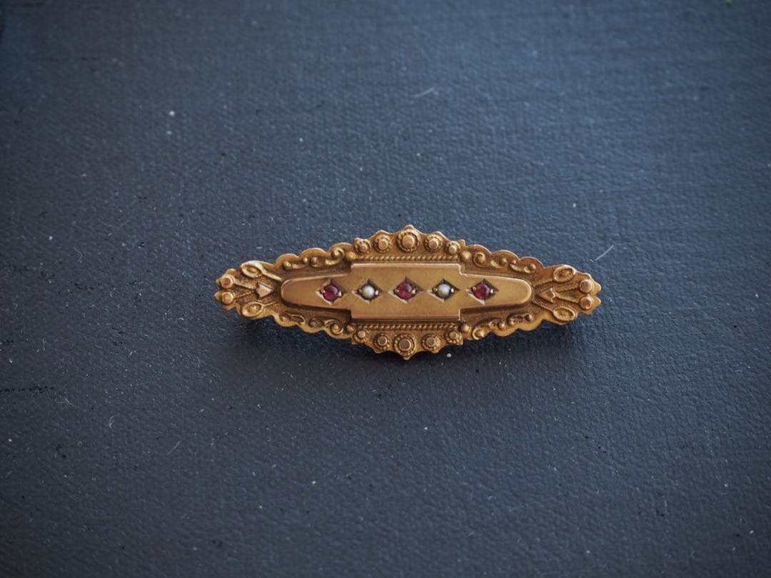1880-90頃 ヴィクトリア朝 9金 刻印あり アンティークブローチ イギリス