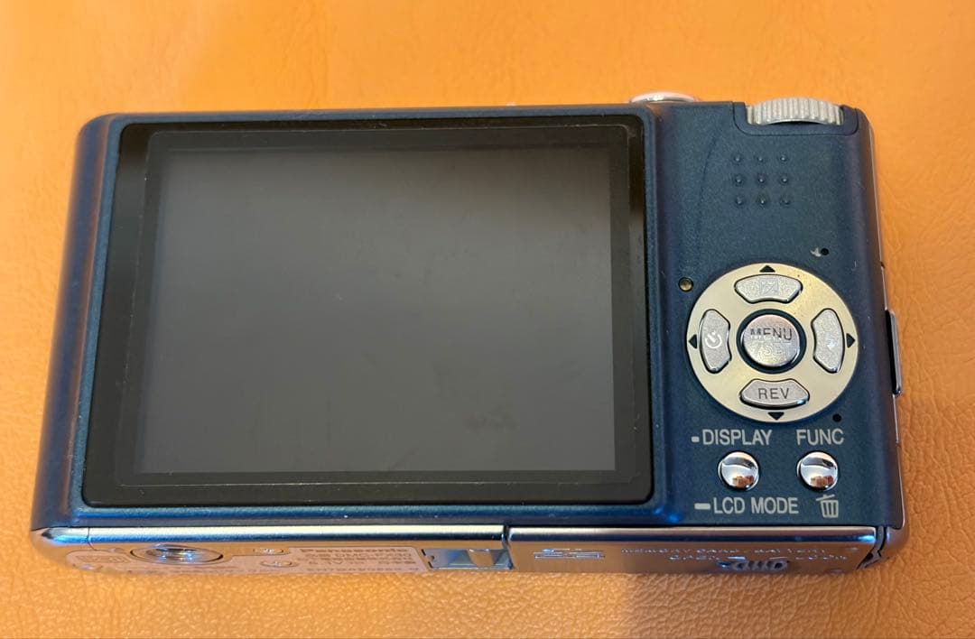 デジタルカメラ Panasonic LUMIX DMC-FX30