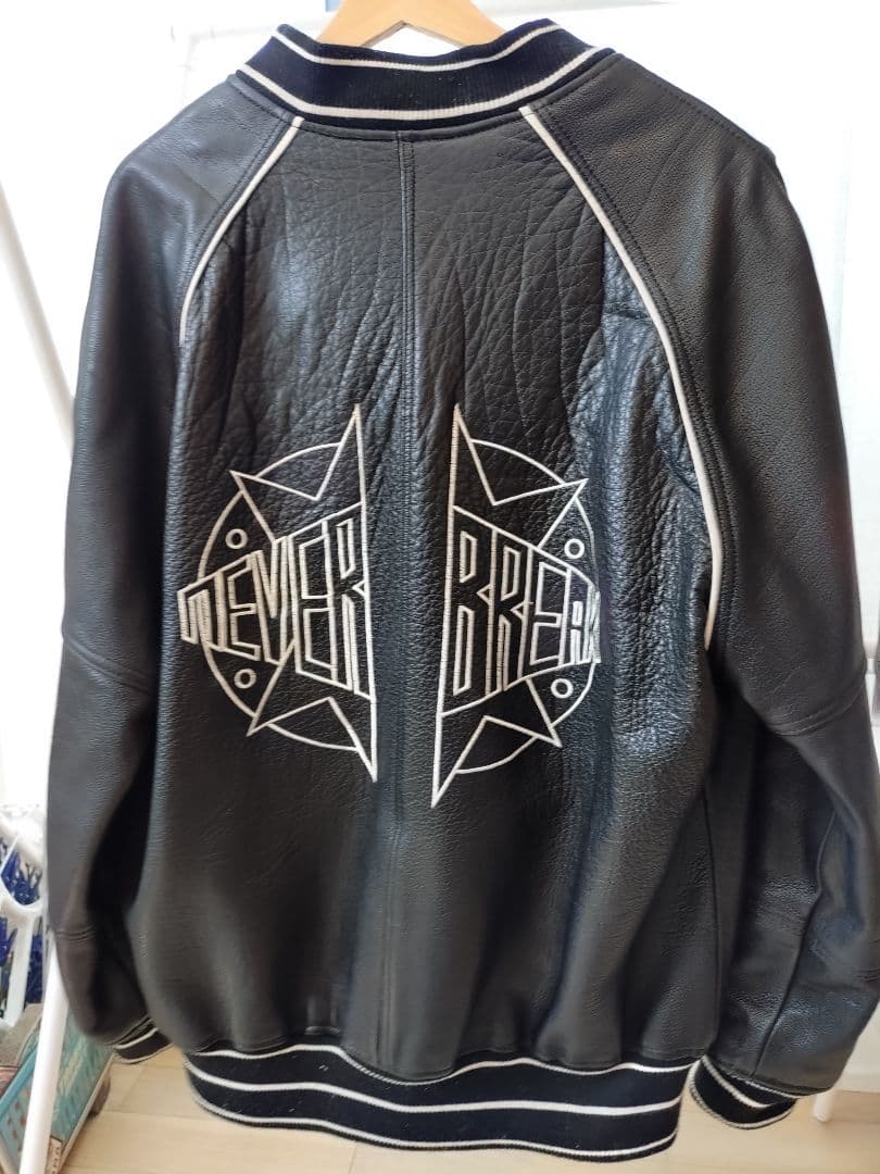 【美品】ZARA 水牛 本革 スタジャン　USA XL ブラック　【2月末まで】