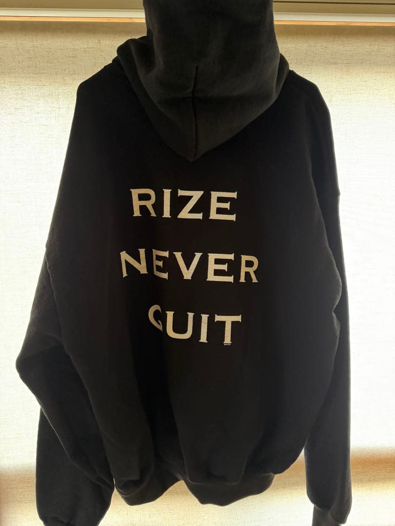 RIZE XL パーカー