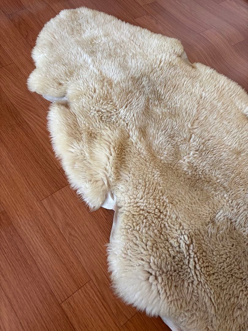 クリーム色 羊毛ラグ 約190cm x 80cm